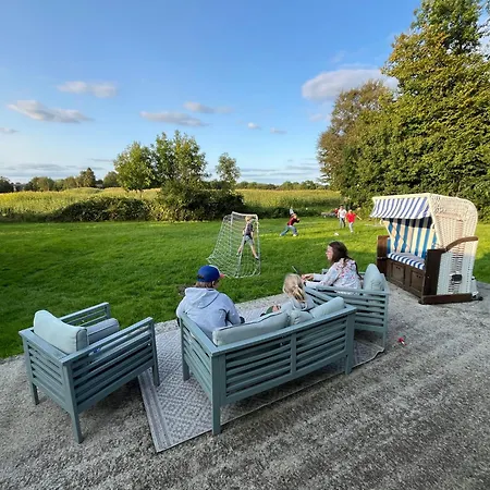 Captains Nyaraló Steinbergkirche